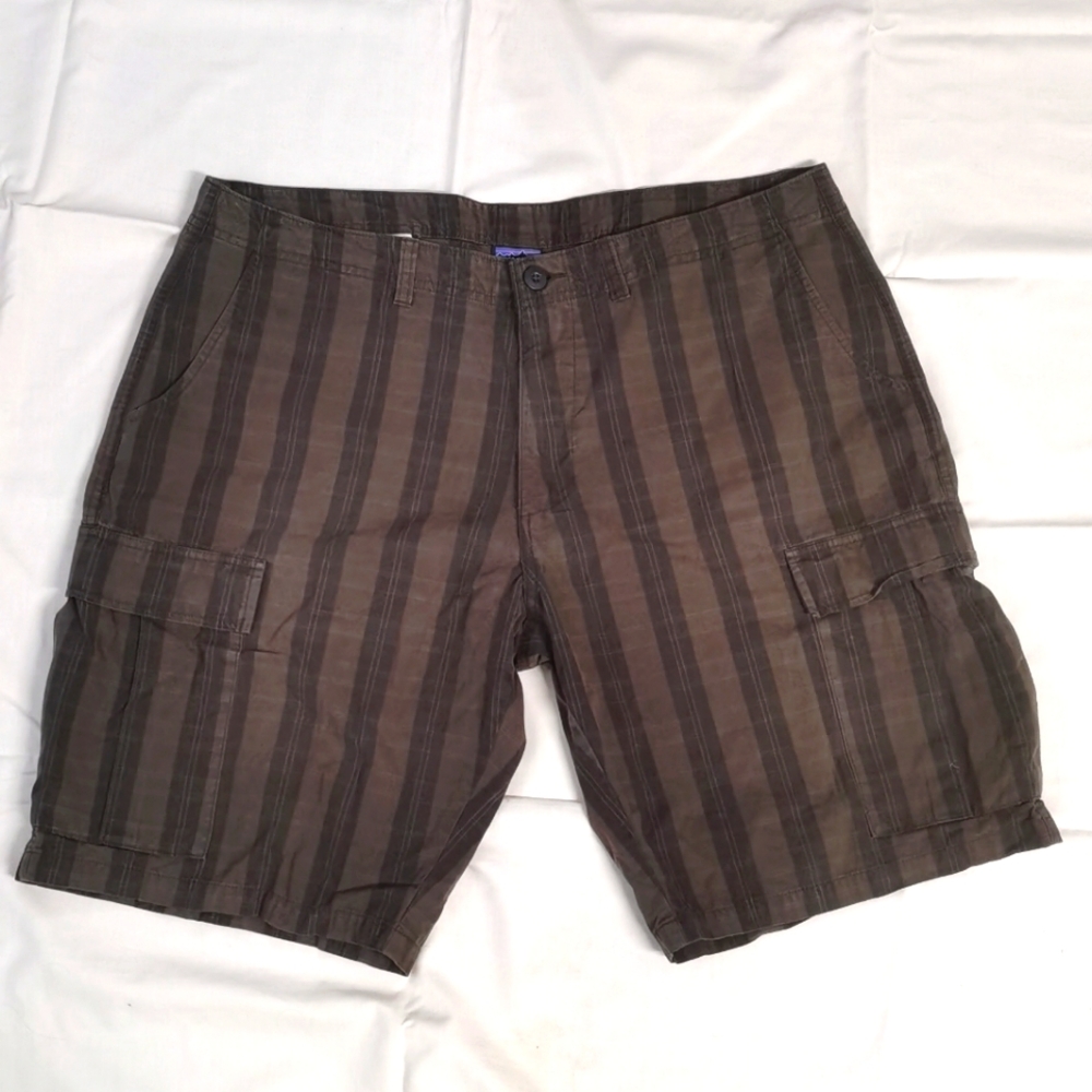 Patagonia Men's Organic Cotton Brown Plaid Shorts 38